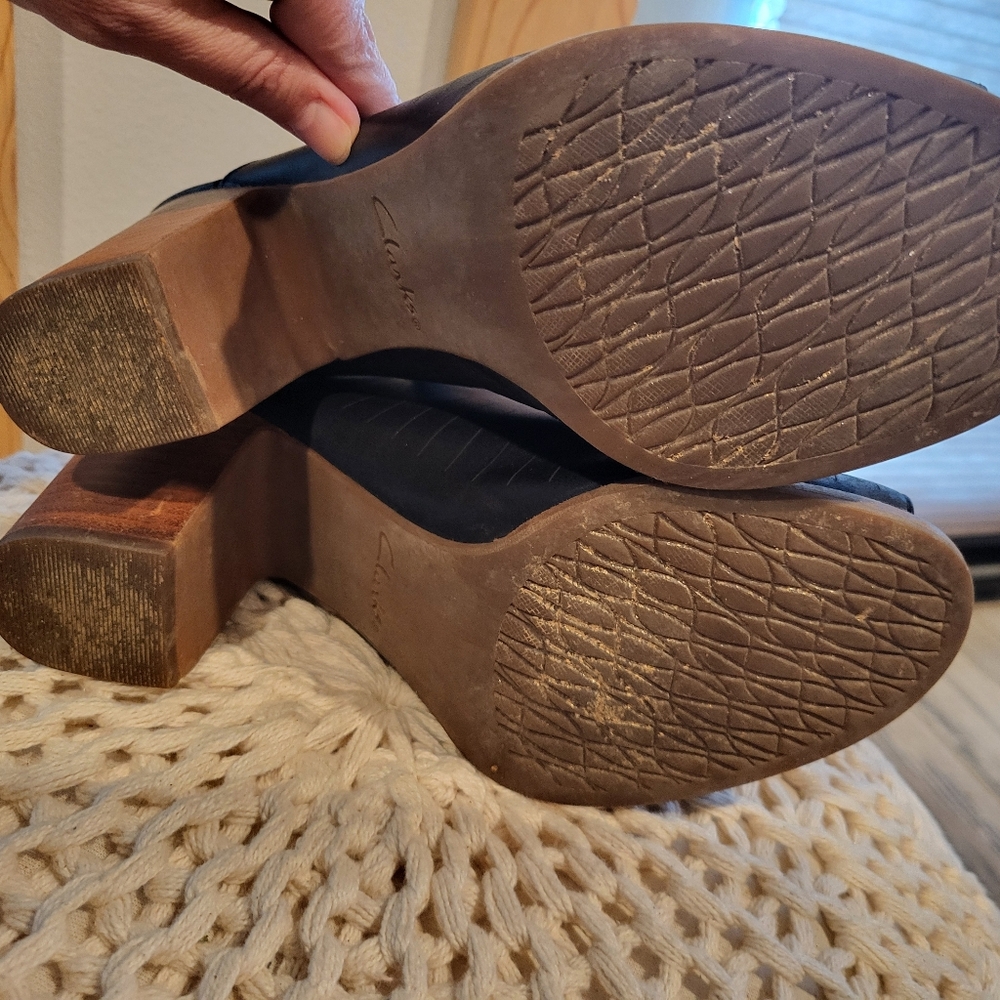 Clarks Briatta Key slingback block heels - Picture 5 of 9
